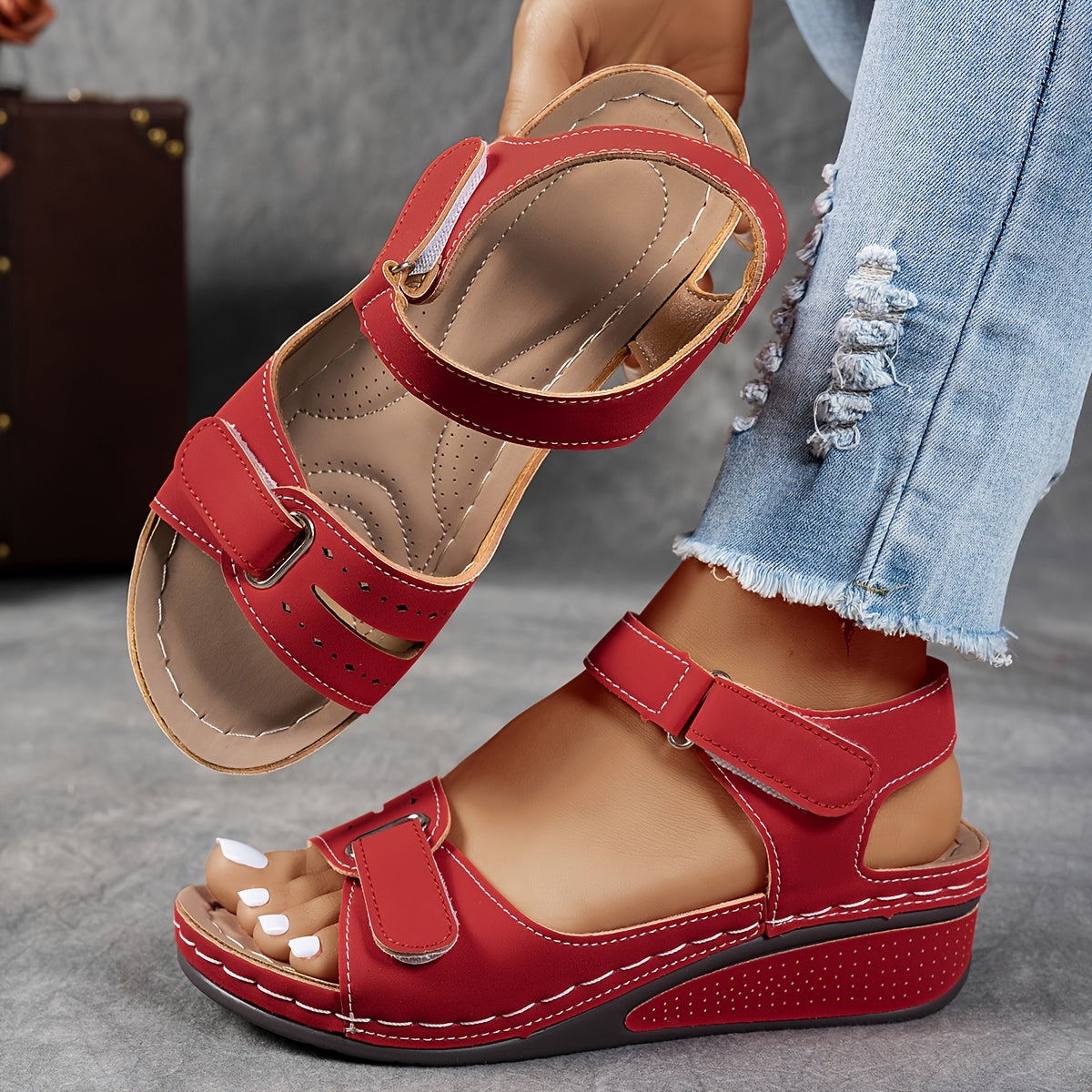 Red / 10.5 / Wide fit