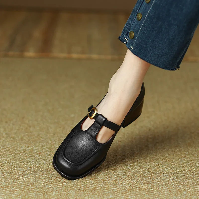 Black / 11